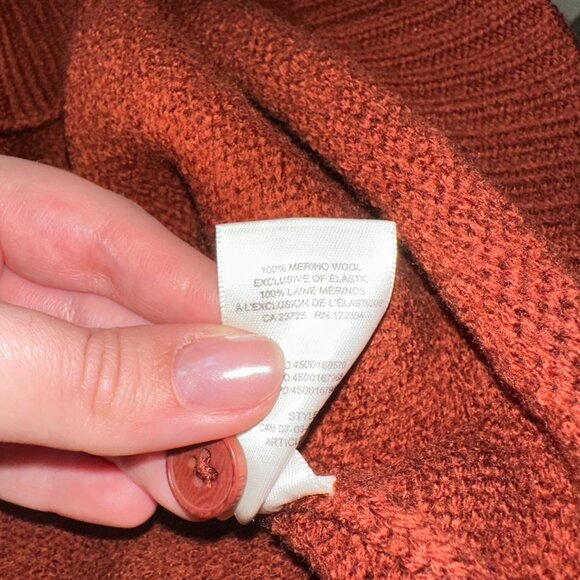Aritzia (Wilfred) Zosia Collared Sweater - Picture 4 of 4